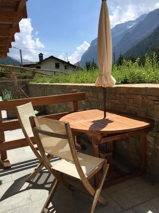 Residence Felik Gressoney-la-Trinité Exterior foto